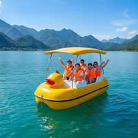 Bateau à pédales familial QIQU pour les parcs et les stations balnéaires, grand canard jaune, 4 places