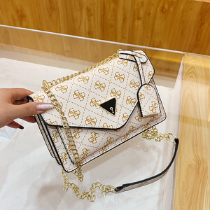 Nuevo bolso cuadrado pequeño minimalista <span class=keywords><strong>con</strong></span> estampado de <span class=keywords><strong>cadena</strong></span>, estilo vintage, para mujer, se puede llevar al hombro o cruzado. - Product Image 2