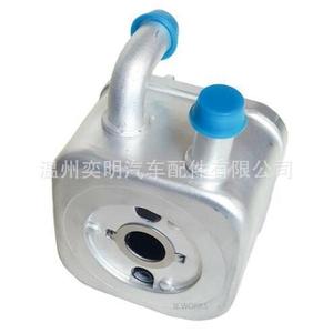 ออยล์คูลเลอร์ Audi Volkswagen Skoda รุ่น 059117021B YM-185 สำหรับระบายความร้อนเครื่องยนต์ อะไหล่ทดแทน - Product Image 1