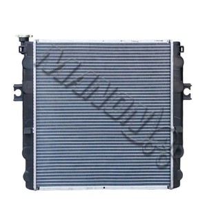 Réservoir d'eau Hyster 4643831 pour pièces de rechange de chariot élévateur, nouveau composant de radiateur - Product Image 3