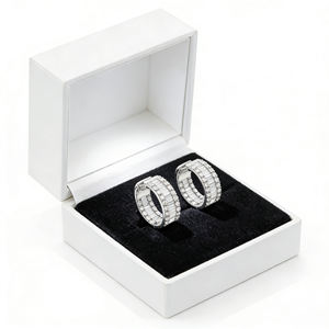 Pendientes de Diamantes Cultivados en Laboratorio con Baño de Oro de 14K, 8.80ct, VVS-VS, Lujo y Moda Unisex para Bodas y Fiestas, Certificados - Product Image 3