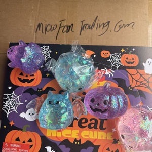 Juguete Blandito de Malta con Forma de Calabaza Fantasma de Halloween con Caja para Regalos Navideños para Niños - Product Image 1