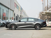 Nouvelle voiture MG7 2026 2.0T Trophy+ Version Super Sport, berline essence intermédiaire très demandée pour la conduite urbaine et les escapades de week-end