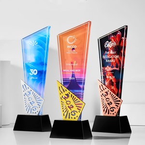 Trophée en cristal personnalisé imprimé UV et gravé, trophée en verre commercial pour souvenirs d'employés excellents - Product Image 5