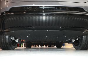 Accettiamo Ordini Personalizzati Changan Avatr07 SUV Puro di Medie Dimensioni - Disponibile Ora Spedizione Immediata Affrettati a effettuare il tuo ordine. Quantità Limitata - Product Image 3