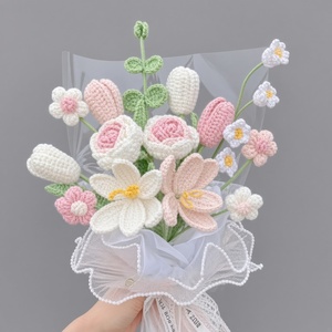 Ramo de Girasoles de Ganchillo Amarillo de la Mejor Calidad con Margaritas Blancas, Arreglo Floral Tejido para Regalo del Día de la Madre - Product Image 6