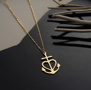 Collier populaire en or plaqué 18 carats avec croix de Camargue, délicat, sans nickel, avec pendentif croix d'ancre, foi, espoir, amour, bijoux spirituels - Product Image 1