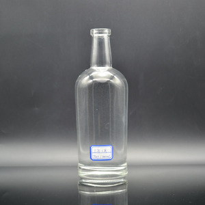 Vide fantaisie élégant écologique 500ml 750ml bouteilles en verre pour l'<span class=keywords><strong>alcool</strong></span> whisky vodka rhum <span class=keywords><strong>gin</strong></span> avec couvercle et rétractable - Product Image 3