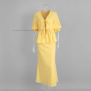 Conjunto de 2 Piezas para Mujer - Top con Mangas Abullonadas y Falda Midi, Atuendo Casual, Ropa de Mujer, Moda - Product Image 5