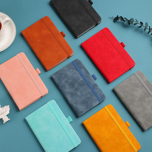 Carnet <span class=keywords><strong>en</strong></span> cuir A5 de qualité supérieure, couverture rigide avec papier sans bois 80 g/m² - Idéal pour les réunions de bureau et la planification quotidienne - Product Image 3