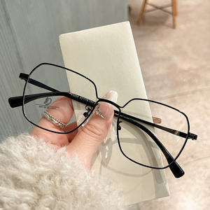 Gafas de Metal Rectangulares para Mujer Qianai, Montura Completa con Protección Anti-Luz Azul, Lentes AC JS8-2-5006 - Product Image 3