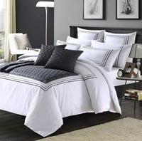 Parure de draps 4 pièces blanche unie sur mesure pour hôtel, disponible en plusieurs tailles, literie universelle pour projets hôteliers mondiaux