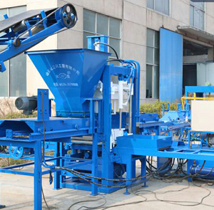 <span class=keywords><strong>Machine</strong></span> industrielle automatique de fabrication de pavés et de blocs de béton 220V, efficace pour le ciment, le sable et le chaux à base de cendres volantes - Product Image 2