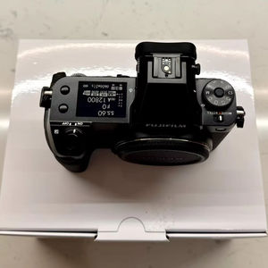 Appareil Photo Hybride <span class=keywords><strong>Fujifilm</strong></span> GFX100s d'Occasion Original avec Capteur BSI-CMOS de 102 Mpx - Product Image 5