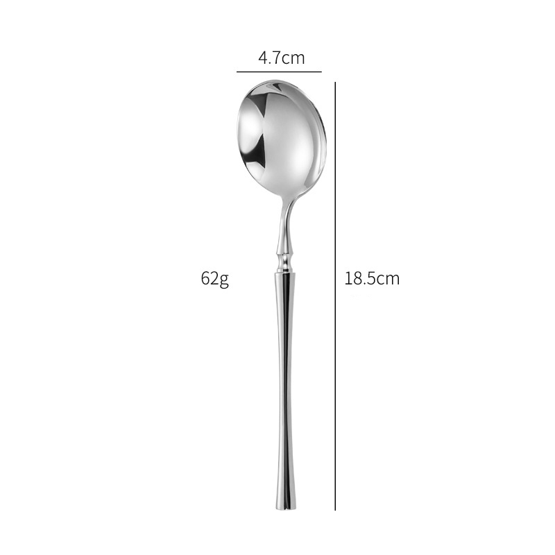 cuillère à soupe en argent