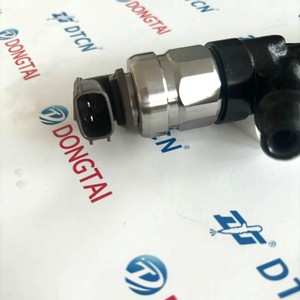 Injecteurs Common Rail 095000-8530 23670-0L070 Convient aux pièces de camion - Product Image 3