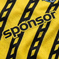Ensemble Maillot et Short de Football Personnalisé pour Homme 100% Polyester Respirant Séchage Rapide Impression Numérique Nom d'Équipe Personnalisé Vêtements d'Été