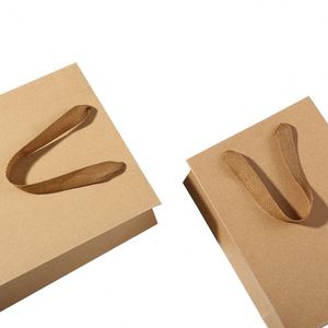 Bolsas de Papel Personalizadas, Elegantes y Profesionales, en Varios Tamaños, con Grabado en Relieve, para Marcas - Product Image 1