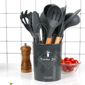 Logo Personnalisé Cuisine Résistant À La Chaleur Petite Mini Huile De Pâtisserie Espatula De Grattoir Silicone Brosse Et Spatule Ensemble Pour La Cuisine