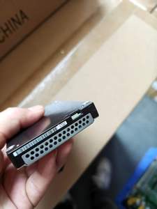 Inspur 1.92T SAS 24G 2.5 รุ่นอ่านหนัก รองรับ Hot-Plug  SSD โซลิดสเตทไดรฟ์ - Product Image 3