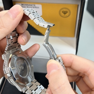 Montre automatique de luxe pour homme, entièrement sertie de moissanite VVS, en acier inoxydable, verre saphir, montre mécanique entièrement sertie de diamants, vente en gros - Product Image 6