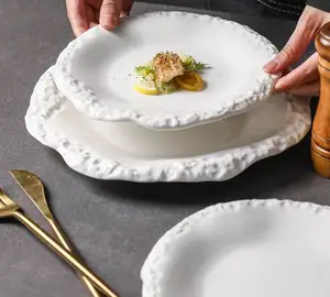 Venda quente de cerâmica para jantar, utensílios de mesa para servir sobremesas, salada e macarrão, prato frio em forma de rocha, prato para restaurante, porcelana