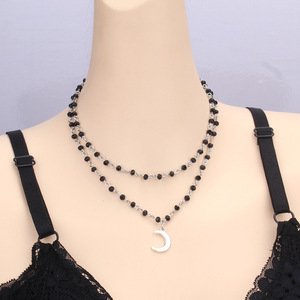 Collar con Cruz de Aleación de Zinc, Diseño Geométrico Multicapa, Joyería para Fiesta, Cuentas Negras, Colgante de Cruz Plateada - Product Image 4