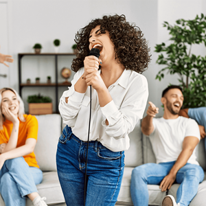 ชุดไมโครโฟนแบบมีสาย Emerson Professional รุ่น D0100HRPL58 สีดำ พร้อมขั้วต่อ XLR และฟังก์ชั่นปิดเสียง - Product Image 3