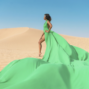 Nuevo Vestido Elegante Verde Esmeralda con Cola Larga para Mujer, Ideal para Sesiones de Fotos en el Desierto, a Precio de Fábrica - Product Image 1