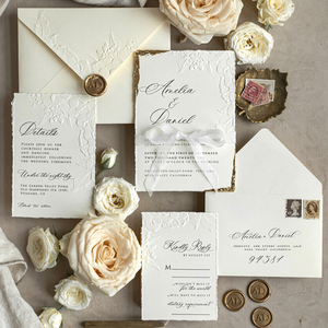 Invitación de Boda Tri-Plegable Personalizada Premium, con Tarjeta de Acrílico Transparente Tipo Espejo, Texto Personalizado y Sobres - Product Image 4