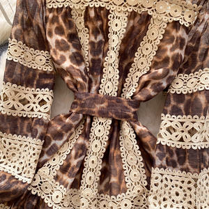 <span class=keywords><strong>Boutique</strong></span> venta al por mayor 2025 verano nuevo estilo palaciego Vintage encaje hueco empalme cintura vestido de mujer - Product Image 3