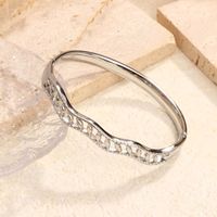 Vente en gros d'usine : Bracelets personnalisés, bracelets cadeaux, bracelets d'amour, accessoires, grands bracelets