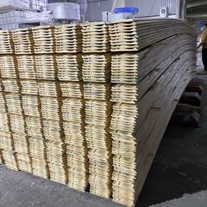 Moulures de plafond en bois de pin blanc apprêté de haute qualité au design moderne pour application en hôtel - Product Image 4