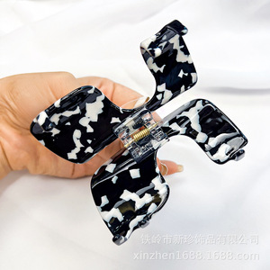 Chasesun Hair <b>Clip</b> Black White Leopard Print Gripper For Daily Use Short Hair Updo Style - Product Image 2