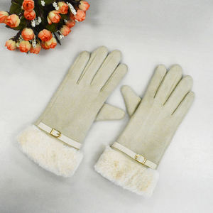 Gants de cyclisme pour femmes personnalisés en velours coton/spandex de haute qualité, anti-boulochage, longueur poignet, chauds et tendance pour l'hiver - Product Image 5