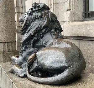 Nuevo diseño animal de bronce fuerte seguridad personalizada gran escultura de León cuadrada al aire libre