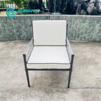 Vente en gros de mobilier d'extérieur de qualité cadre en aluminium chaise de loisirs avec pouf ensemble de chaises de jardin tout temps pour cour de villa