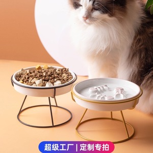 Cuenco de cerámica elevado para gatos, antideslizante, de alimentación lenta, con forma redondeada y patas altas para proteger la columna vertebral - Product Image 5