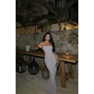 Robe de soirée avec détails en fourrure de vison - Product Image 5