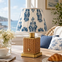 Lampe de table en rotin tressé simple, rechargeable DC, 3 CCT, ampoule E14 remplaçable, sans fil, à intensité tactile, pour la décoration intérieure et les hôtels