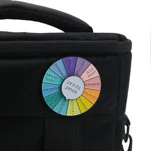 Großhandel: Individuell bedruckte, drehbare Metallbroschen – Regenbogen-Drehteller-Gänseblümchen-Abzeichen, Emaille-Foodie-Entscheidungshilfe, Kunst-Souvenir-Box - Product Image 5