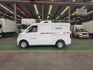 Nouveau camion frigorifique Changan diesel Euro5 à transmission manuelle pour légumes et glaces à basse température - Product Image 2