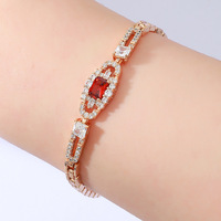 Bracelet en cuivre et zircone avec style européen et américain, bracelet léger de luxe avec fermoir en forme de fer à cheval et serti de diamants
