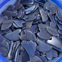 Planche de Gua Sha en Jade Naturel en Forme de Papillon – Options Vert et Bleu, Origine Guangdong, Outil Spécifique de Massage pour la Santé, Vente en Gros