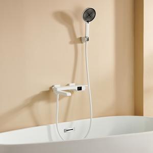 Robinet <span class=keywords><strong>de</strong></span> <span class=keywords><strong>baignoire</strong></span> mural en laiton blanc élégant avec poignée unique, affichage numérique, ensemble <span class=keywords><strong>de</strong></span> douchette à main - Product Image 3