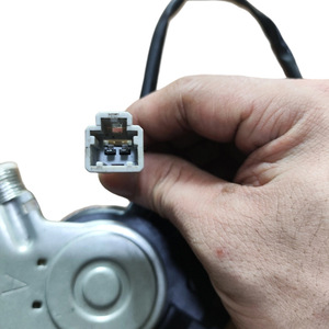 Moteur de lève-vitre avant droit Honda 72210-S9A-A01 pour modèles 02CRVRD5 02-06, pièce de rechange neuve - Product Image 3