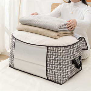 Sac de rangement matelassé à motif pied-de-poule rectangulaire avec poignée pour l'organisation des vêtements de chambre et le déménagement - Product Image 1