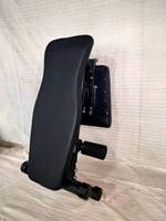 Banc de musculation à usage domestique, banc réglable et pliable