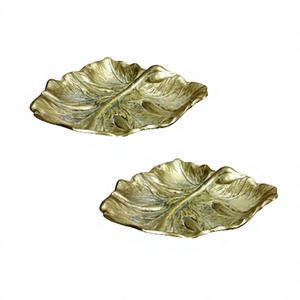 Juego de dos platos de aluminio con forma de hoja, tamaño y forma personalizados, plato para servir frutos secos para uso doméstico y en restaurantes. - Product Image 1