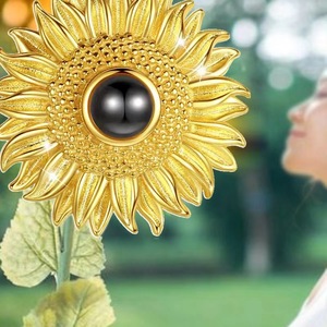 สร้อยคอจี้ดอกทานตะวันคลาสสิกแบบใหม่ข้ามพรมแดน100<span class=keywords><strong>ภาษา</strong></span> 'I Love you' โลหะฉายภาพที่กำหนดเองสำหรับวันครบรอบ - Product Image 3